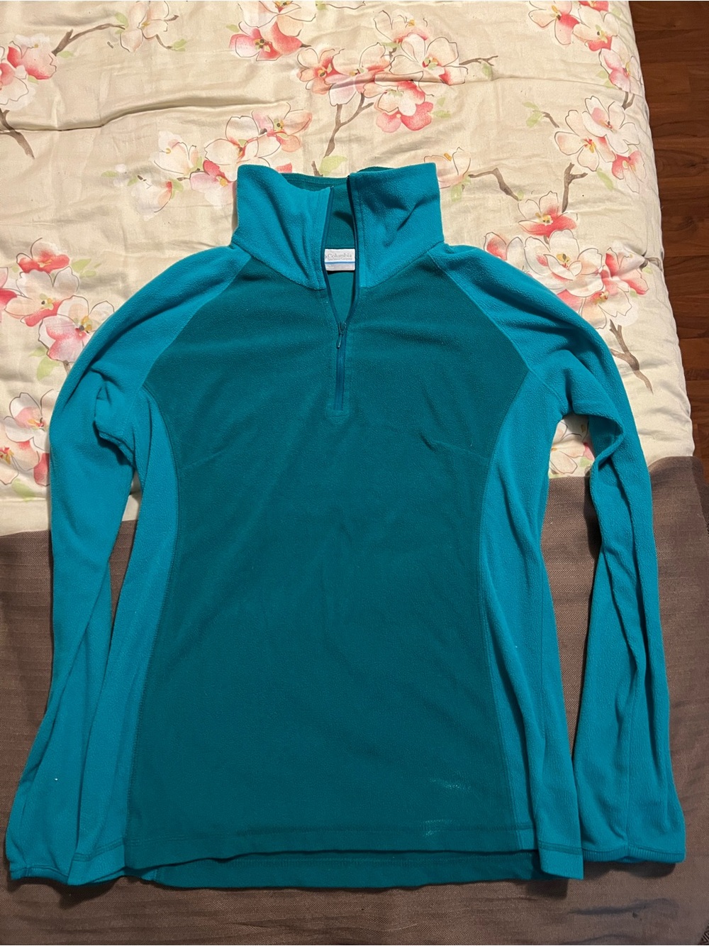 Columbia women's size Small 1/4 Zip Pullover Fleece. Two Toned Torquoise